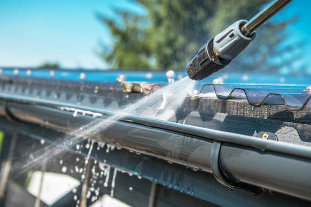 Why Choose Our Certified Pressure Washing Experts for Your Project Needs in Onarga, IL?